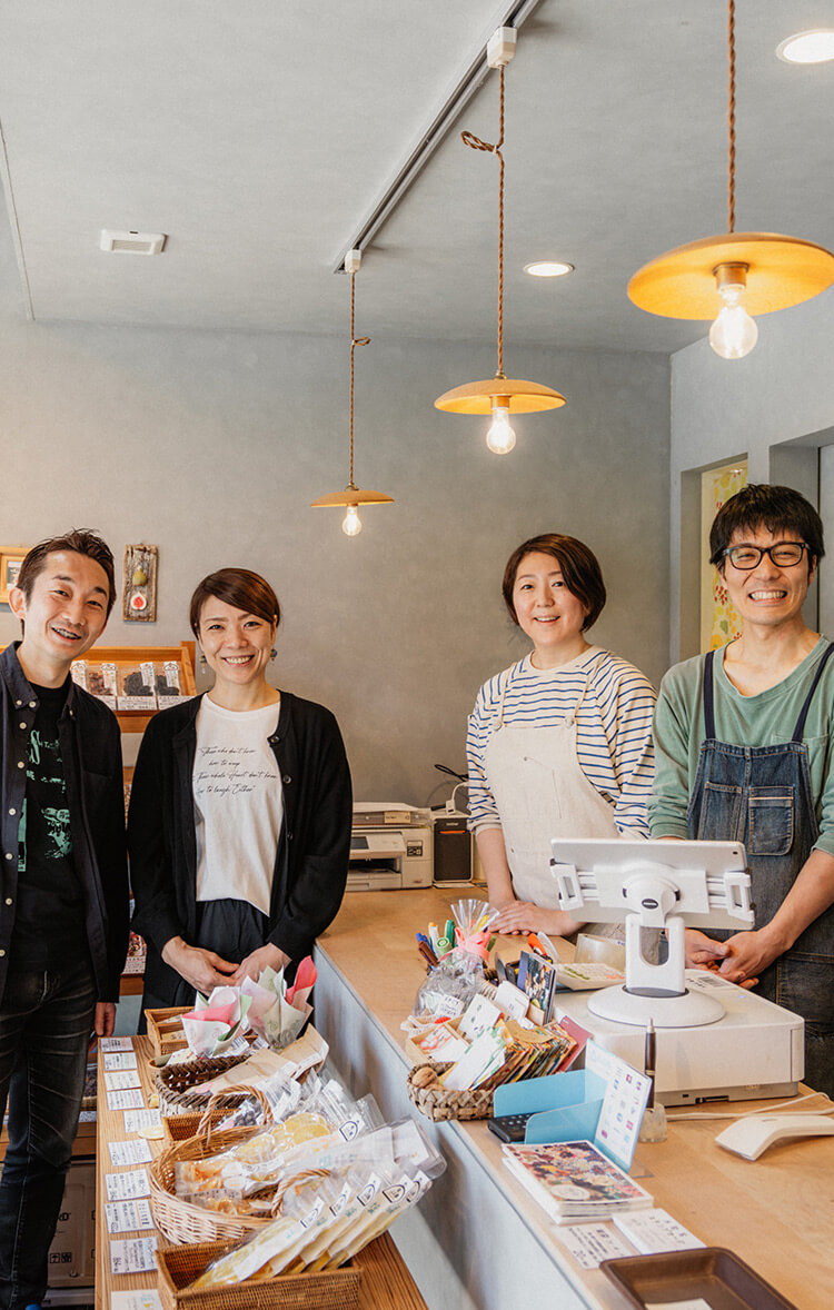 能代を訪れる人々の心に、この街の豊かな自然と人々の温かさを刻むような、そんなシンボルツリーになれればと思っています。［木能実（きのみ）／秋田県能代市］